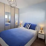 شقة Sea View Riviera, 3 Pieces Vue Panoramique, 2 Chambres, 4p, Pk, Ac أنتيب
